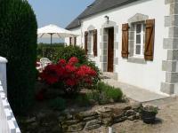 Gîte Gite indépendant à la campagne-le-cloitre-saint-thegonnec - Centre bourg