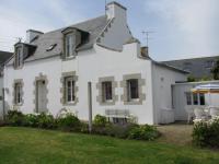 Maison de pêcheur quartier du ridou-lesconil - De l'église et de la poste